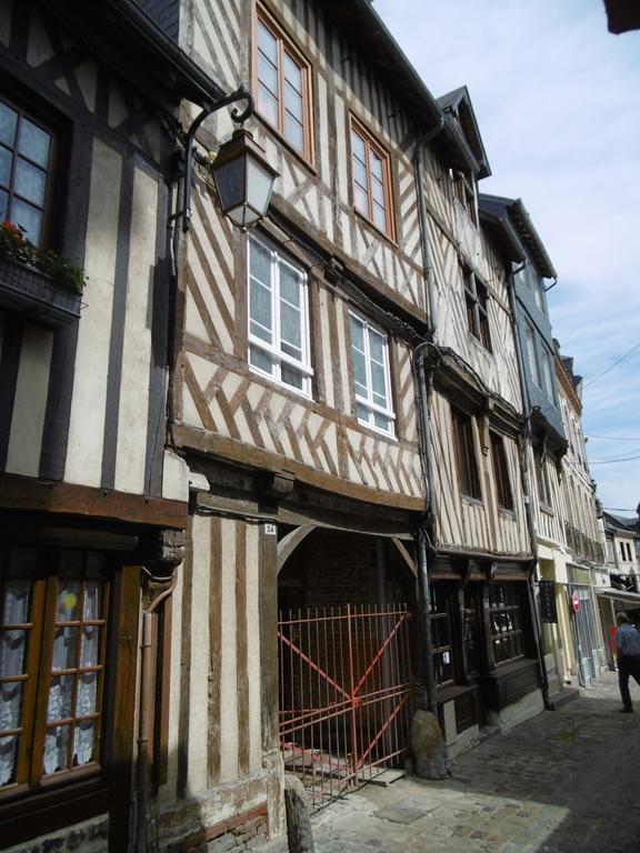 Le Clocher Sainte Catherine Apartment Honfleur Room photo